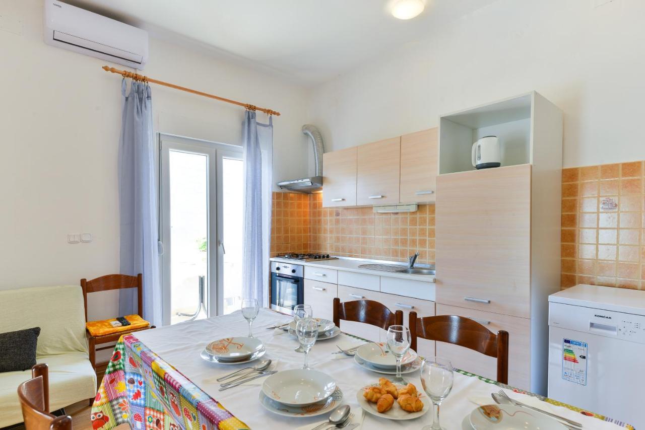 Apartments Lavanda Турань Экстерьер фото
