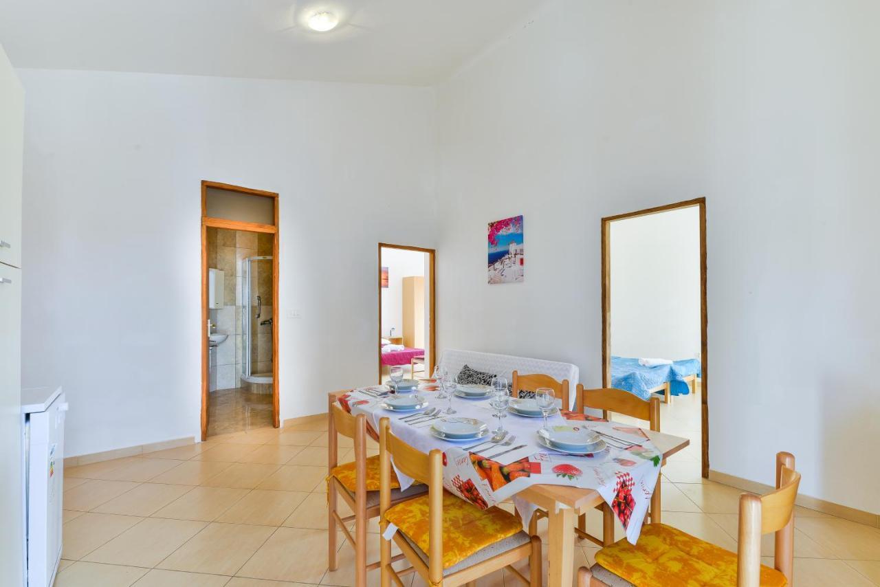 Apartments Lavanda Турань Экстерьер фото