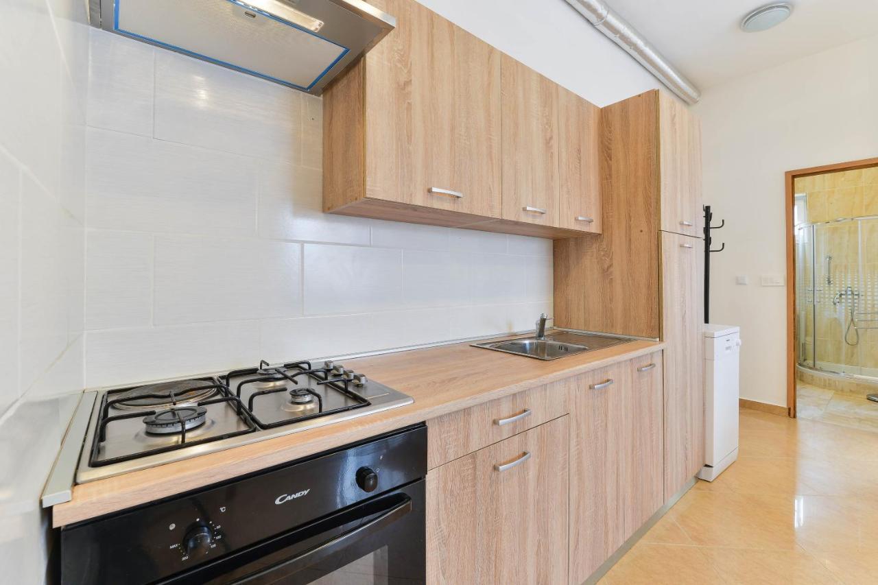 Apartments Lavanda Турань Экстерьер фото