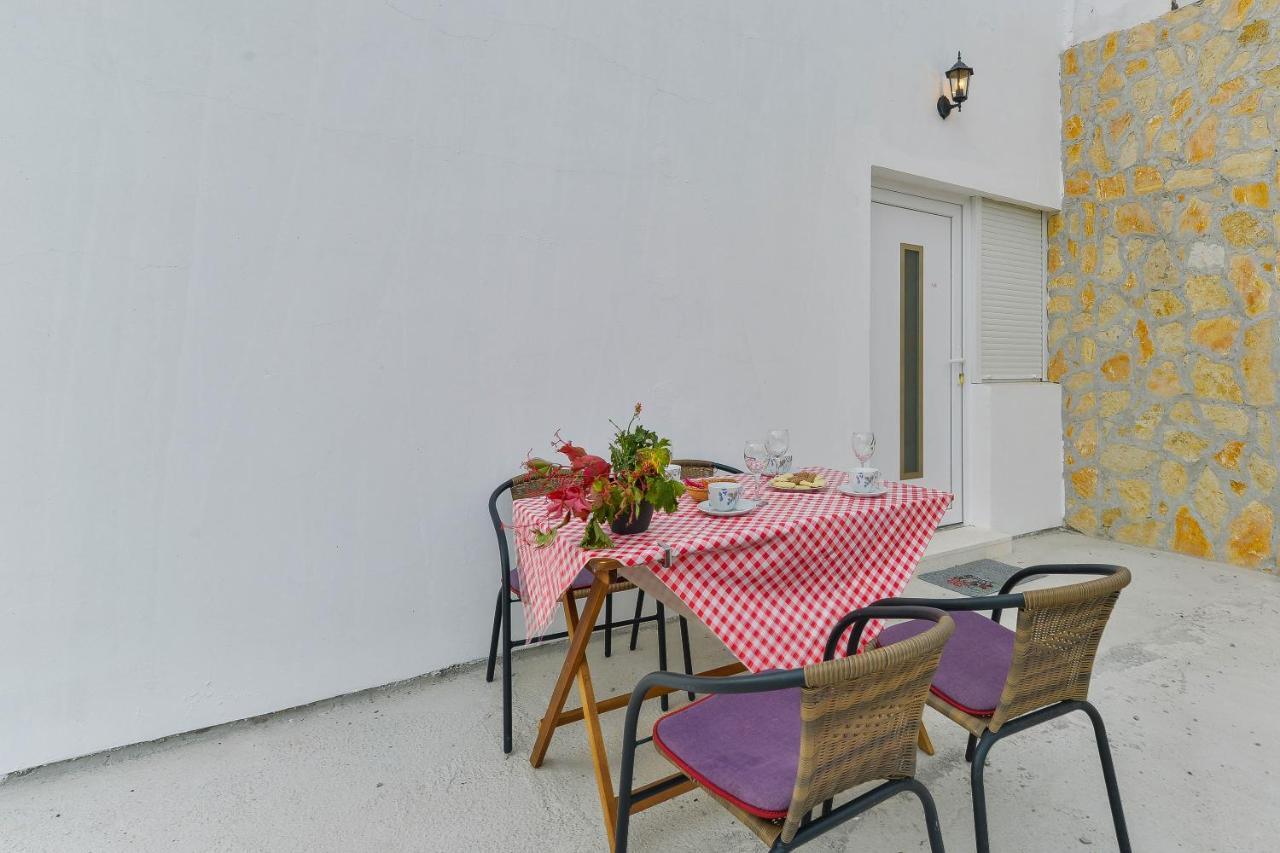 Apartments Lavanda Турань Экстерьер фото